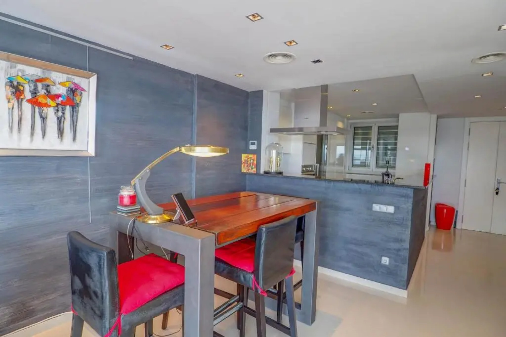 Elora Penthouse with Sea Views by Hello Homes Sitges