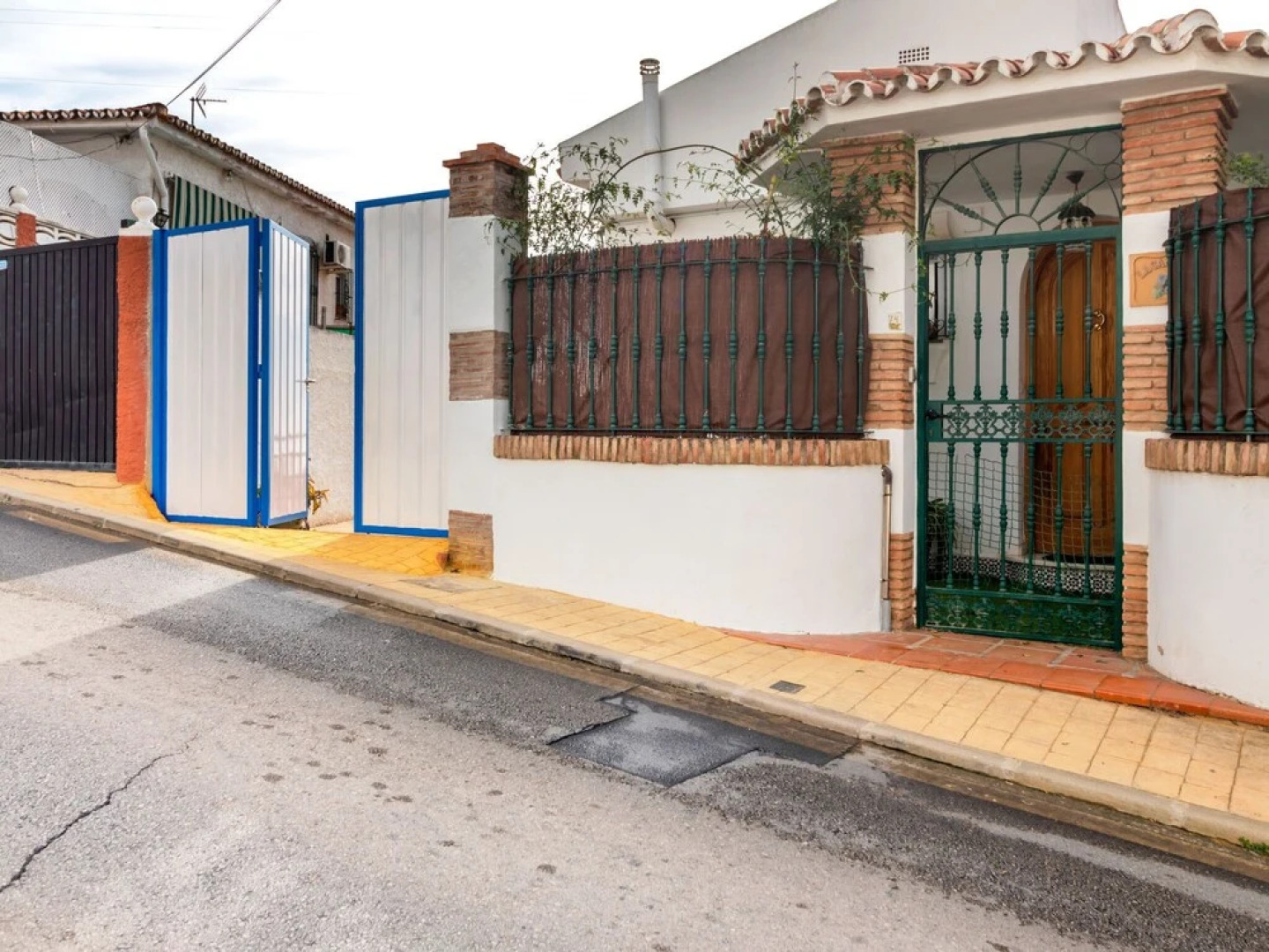 Rustic Holiday Home in La Cala del Moral With Swimming Pool