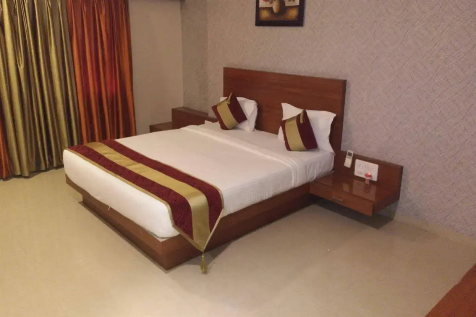 Hotel Shri Khedapati International
