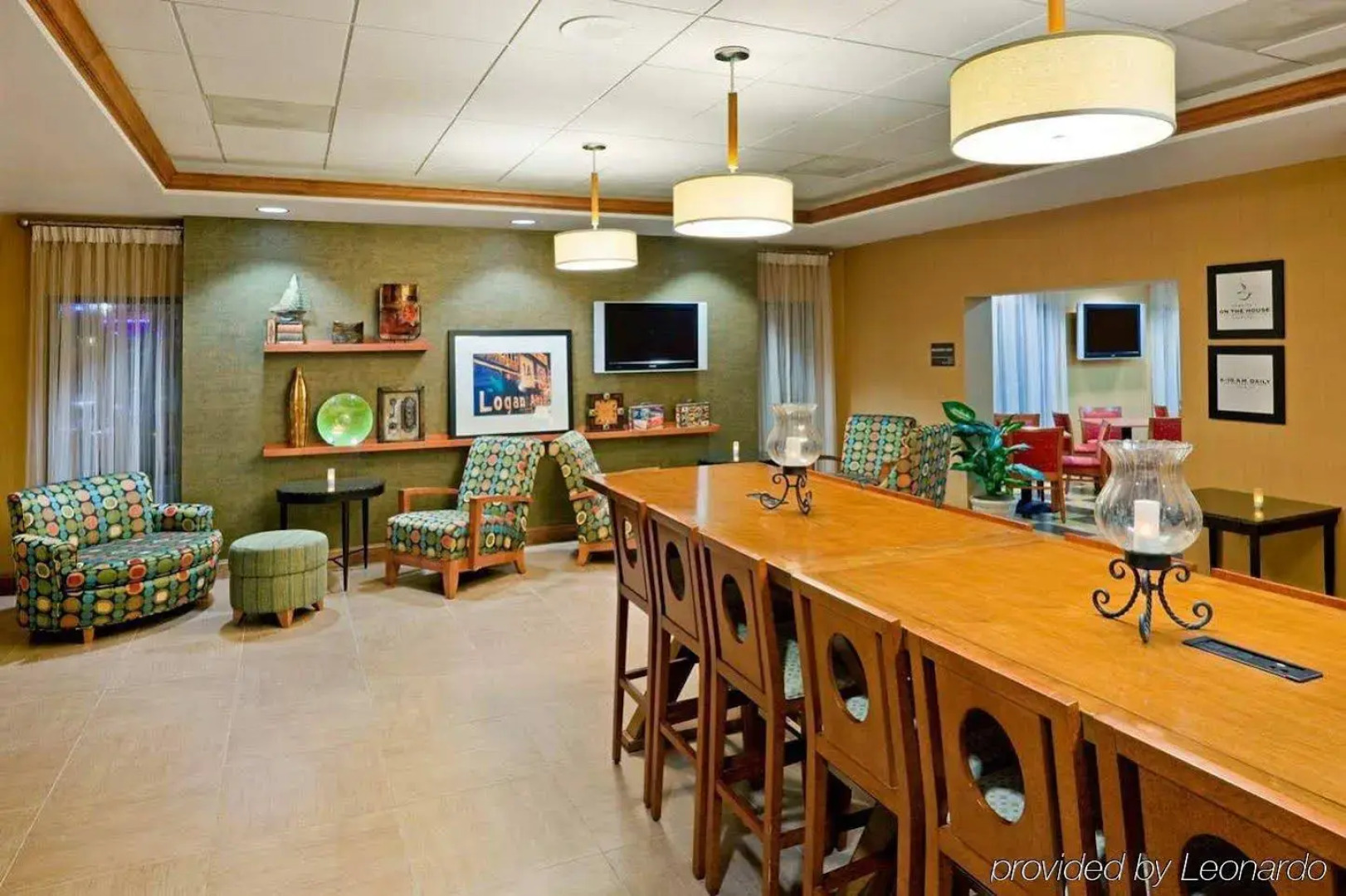 Hampton Inn Boston - Logan Airport