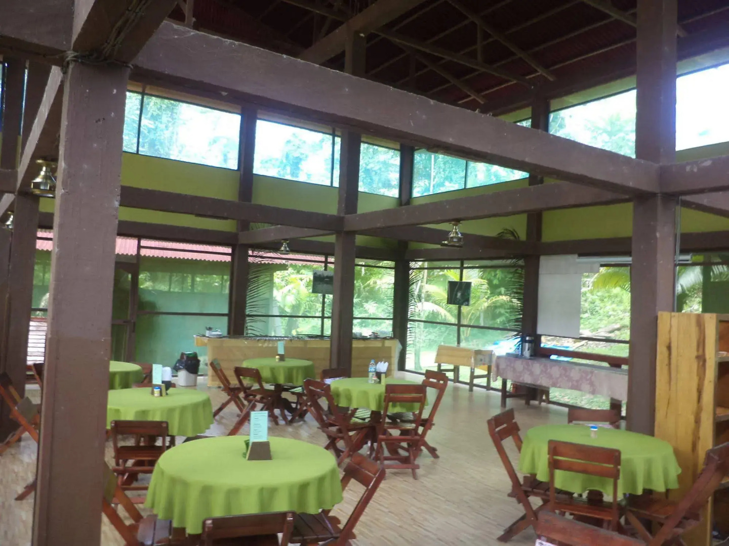 Lupuna Lodge