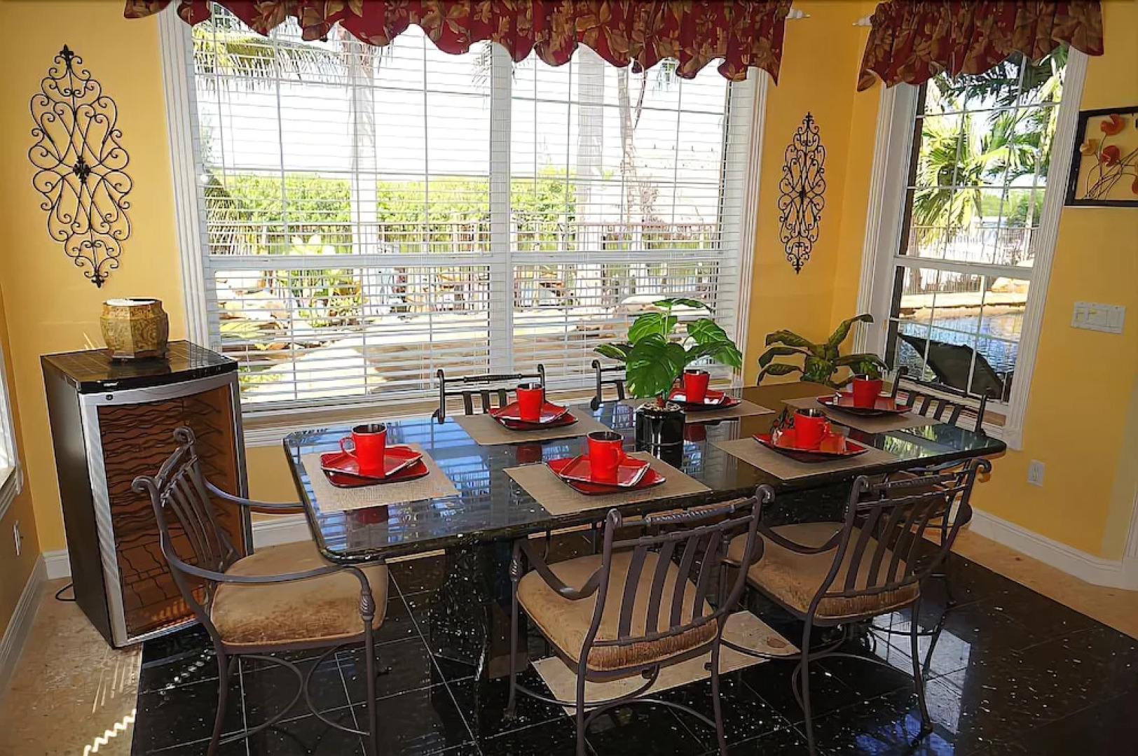 Vacation Homes by MHB Properties