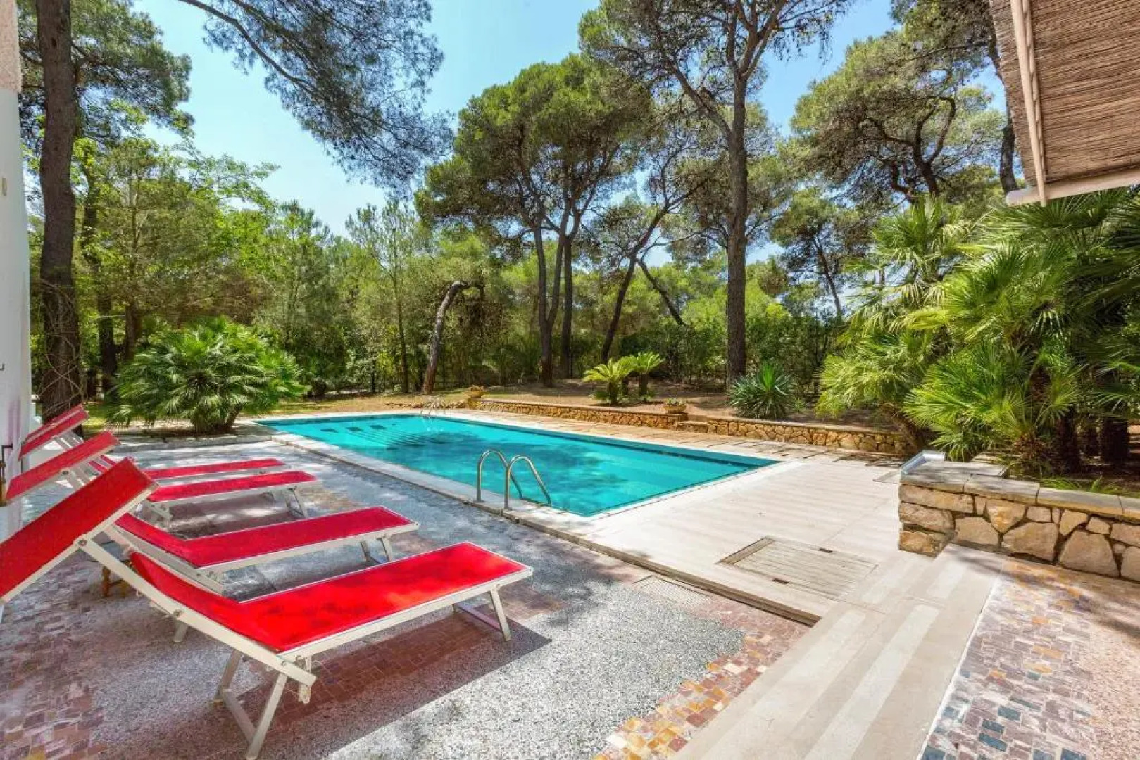 Villa Denise by BarbarHouse