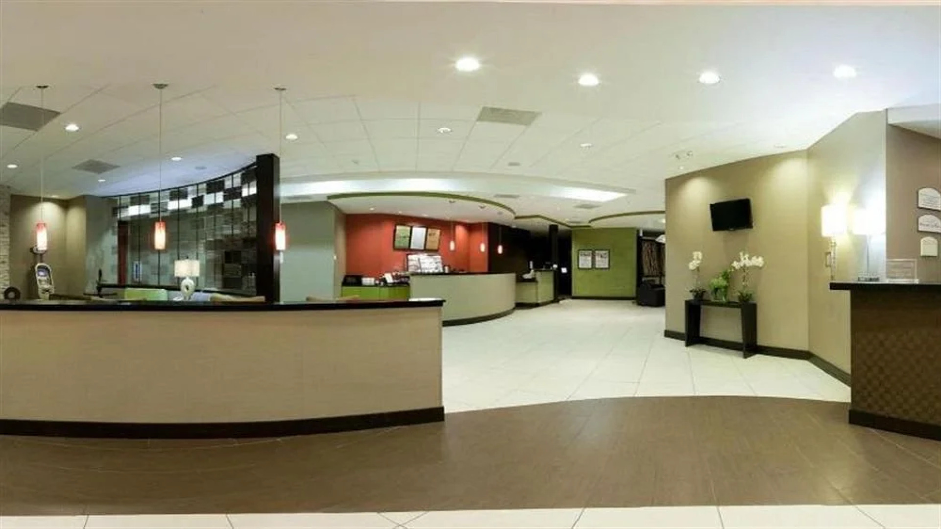 Holiday Inn Olathe Medical Center