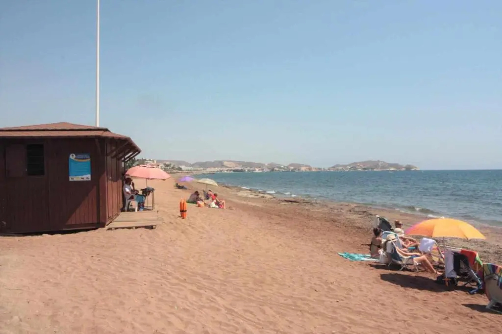 Marysol apartamento de lujo balcón azotea piscina comun a la playa