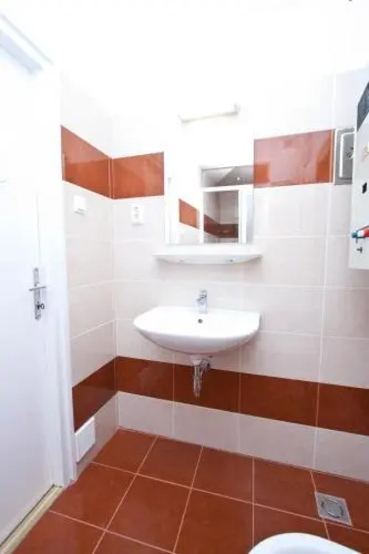 Andrássy Apartment with Inside Parking