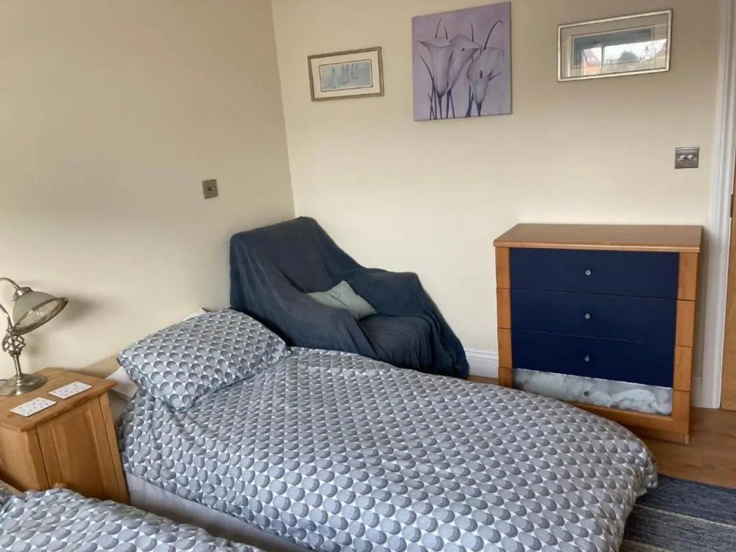 Broxbourne Two-Bedroom Apartment Close To Amenities