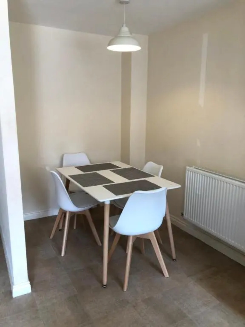 Spring House - Staycation - Perfect for Contractors & Families - 2 Parking Spaces