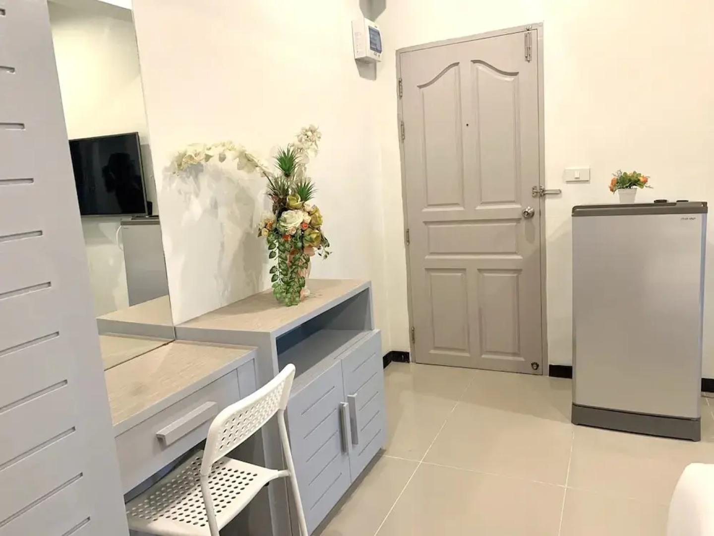 White Sand Phuket Residence