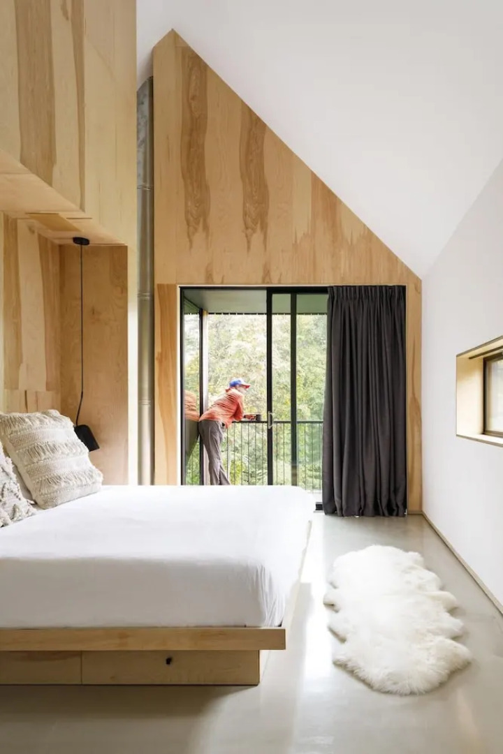 Awarded Lux Sanctuary Pike Pond by Rovetravel