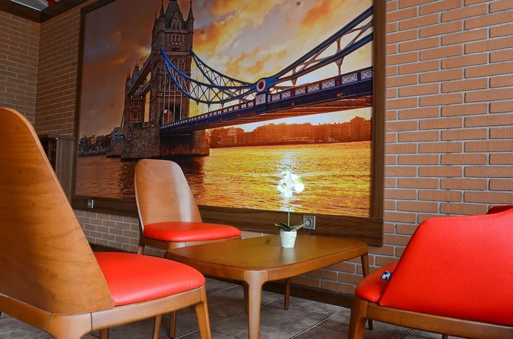 Hotel London