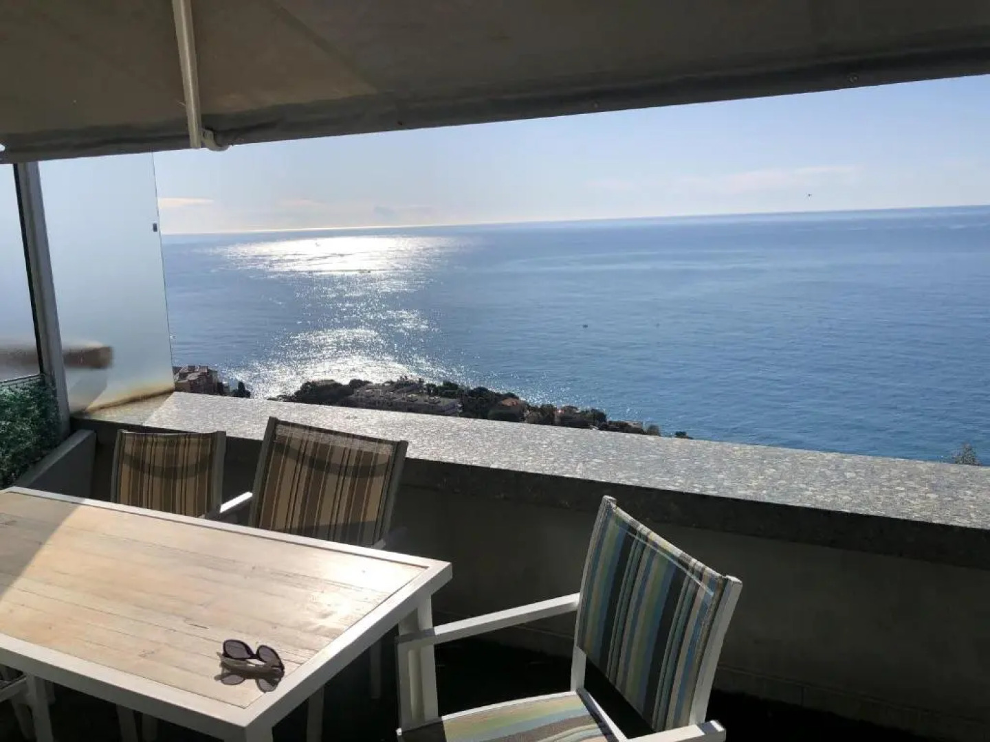Viangella - Dramatic sea view! Top floor 2km to Monaco