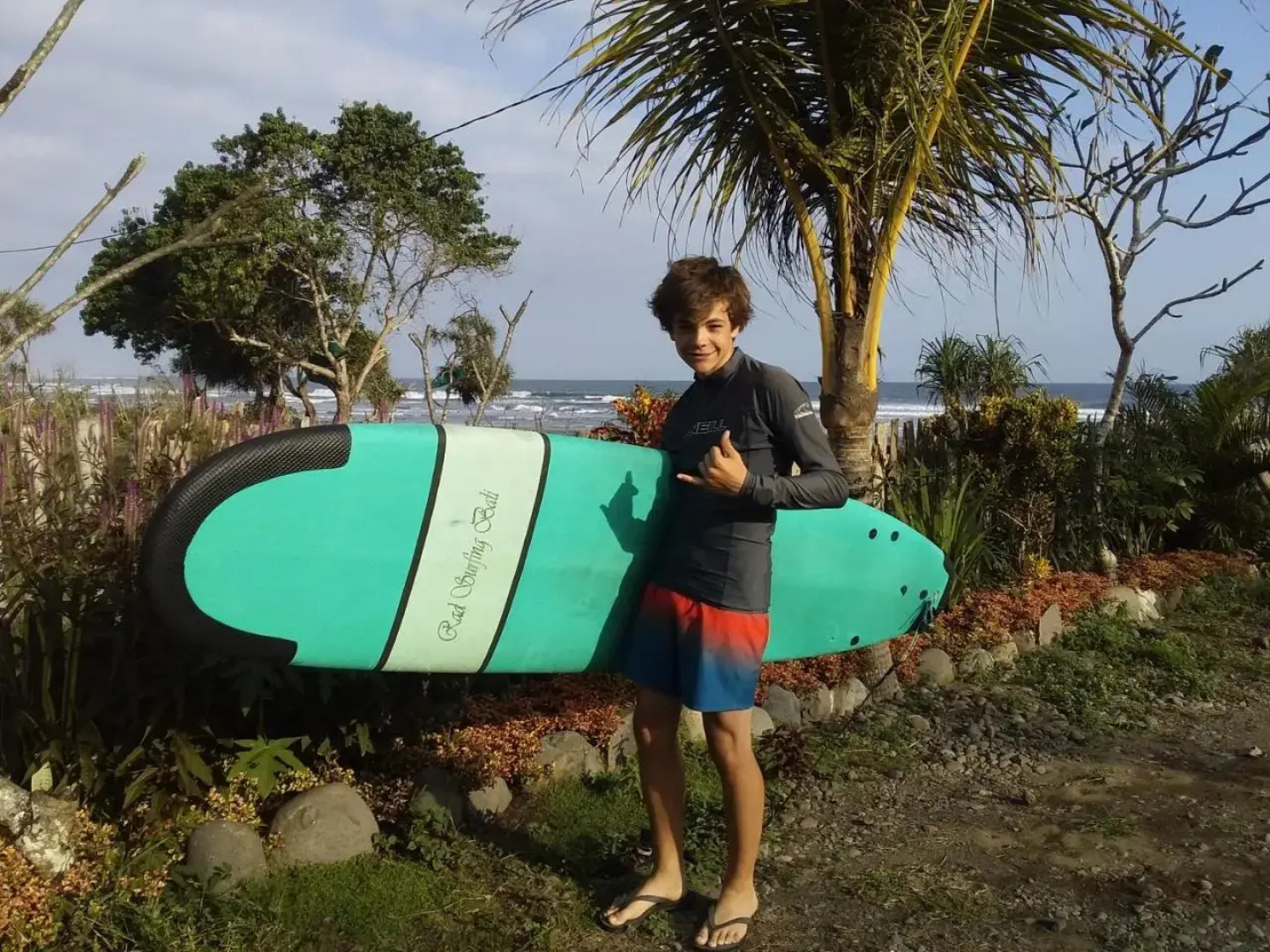 Surfer House-Surf School & Camp