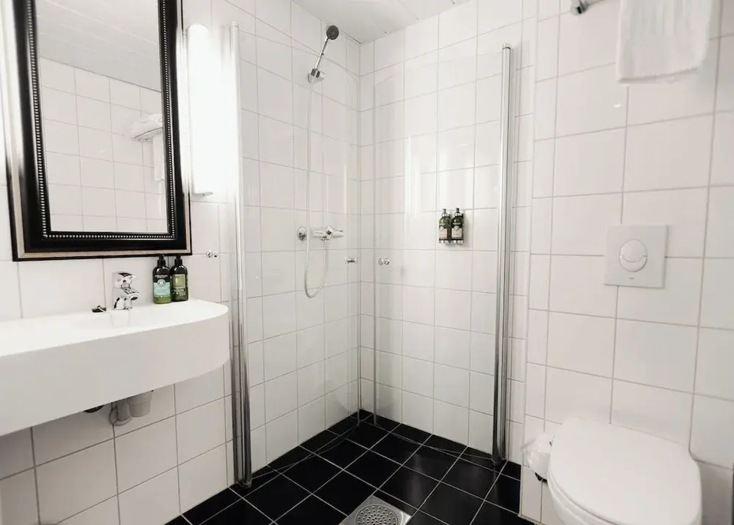 Bårdshaug Herregård