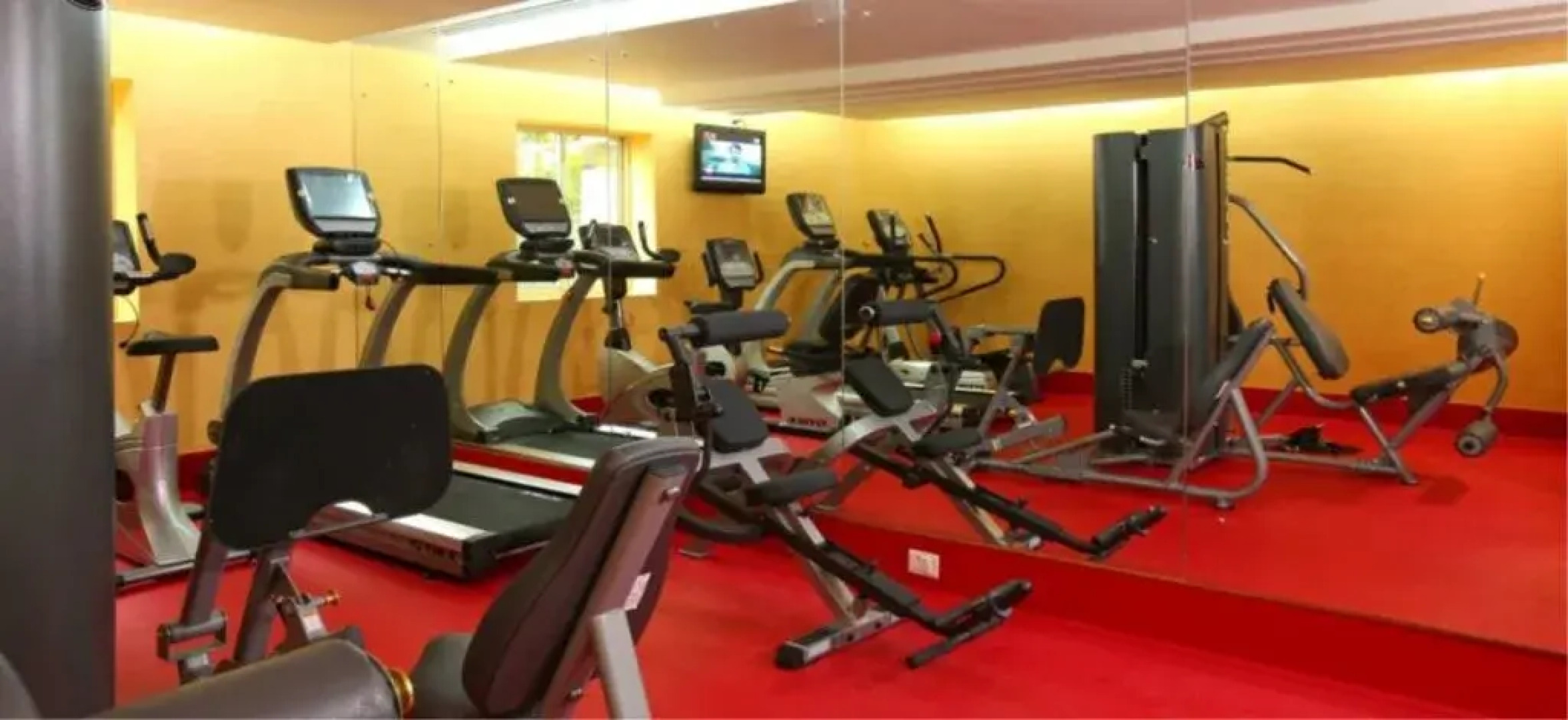 The Royale Gardens Hotel