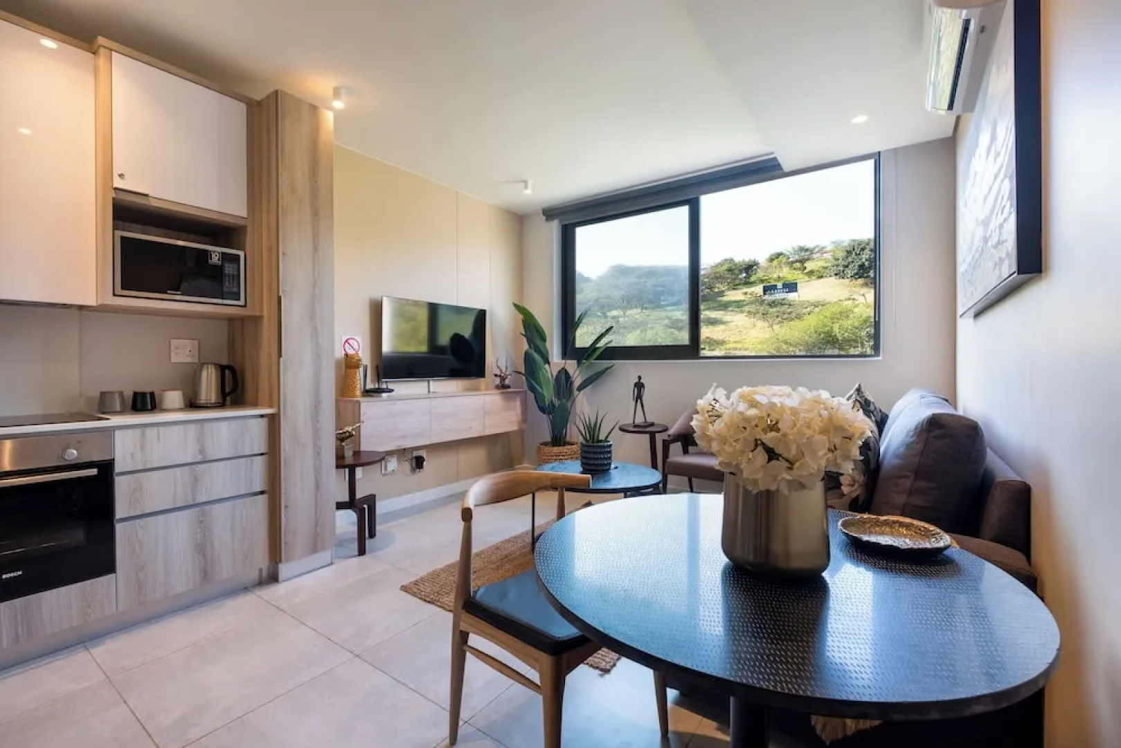 230 Zimbali Lakes Boulevard Suites