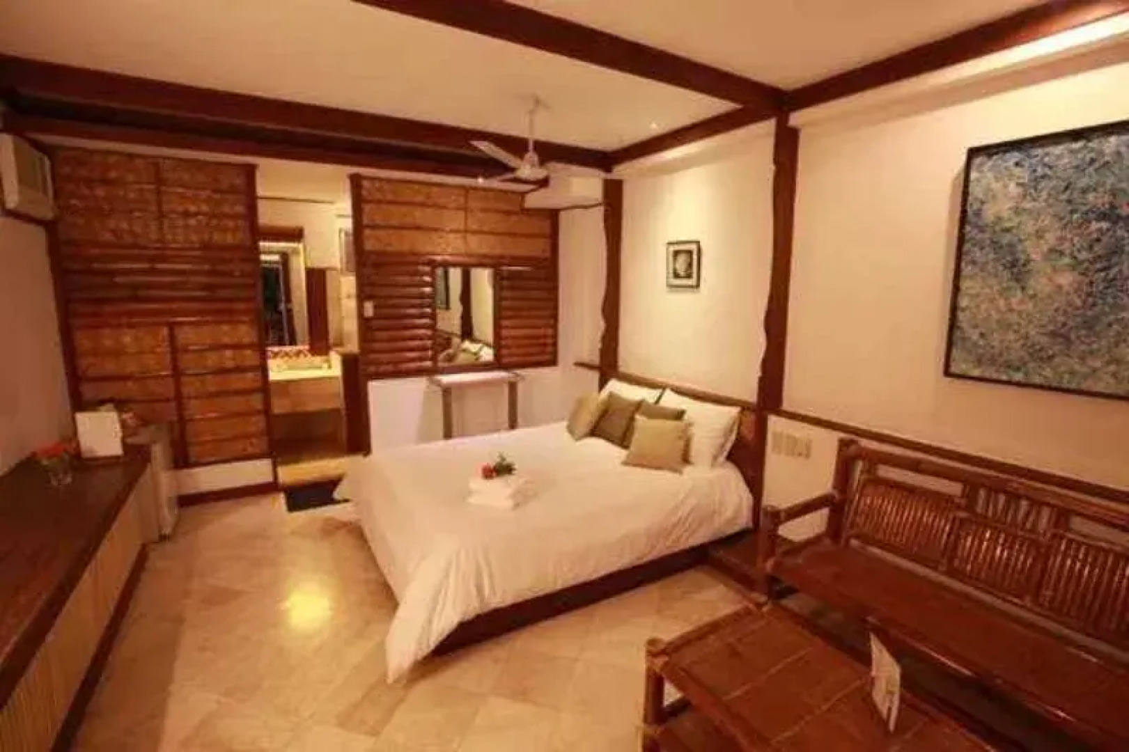 Club Mabuhay Lalaguna Resort