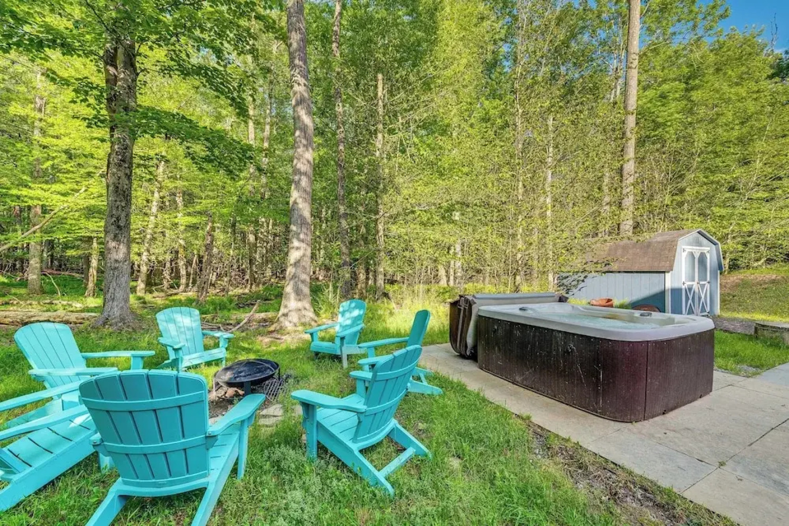 Pet-friendly Pocono Lake Oasis w/ Game Room!
