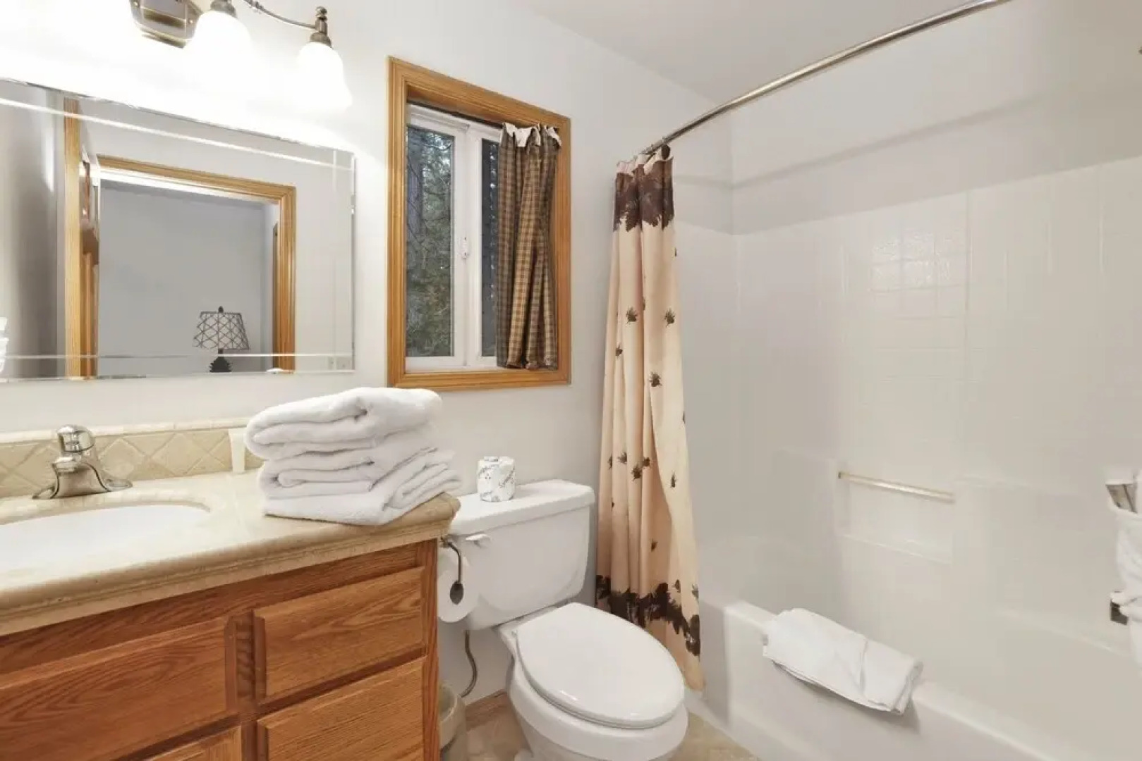 2246-fawnskin Log Cabin 4 Bedroom Home by RedAwning