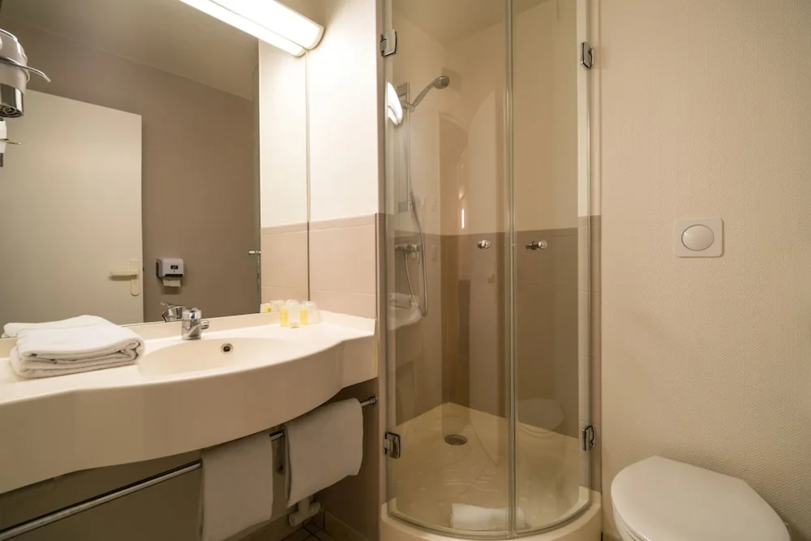 ACE Hôtel Travel Athée sur Cher - A85 Aire du Val de Cher