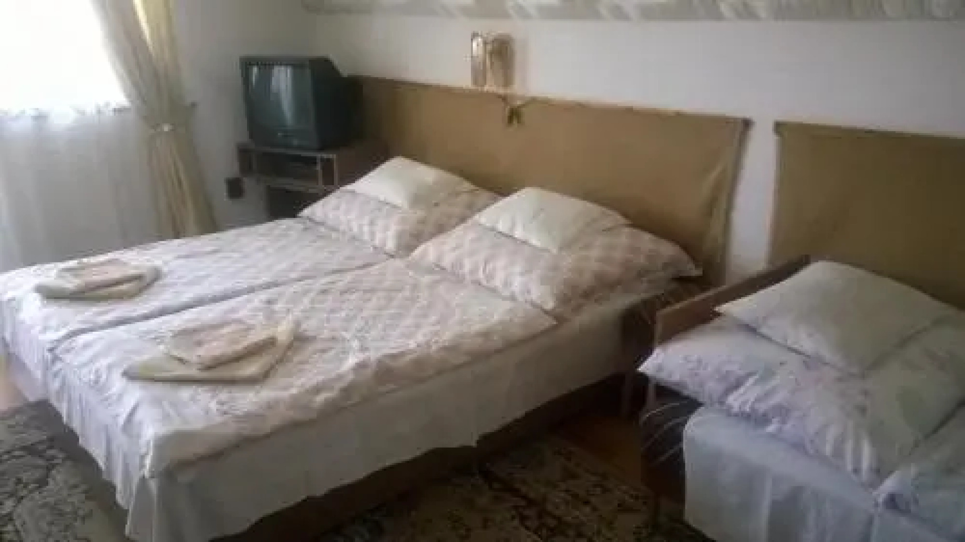 Póczáné Vendégszobái