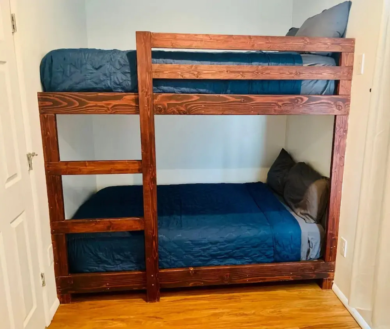 Atomic Container Home by Utah Vacation Home