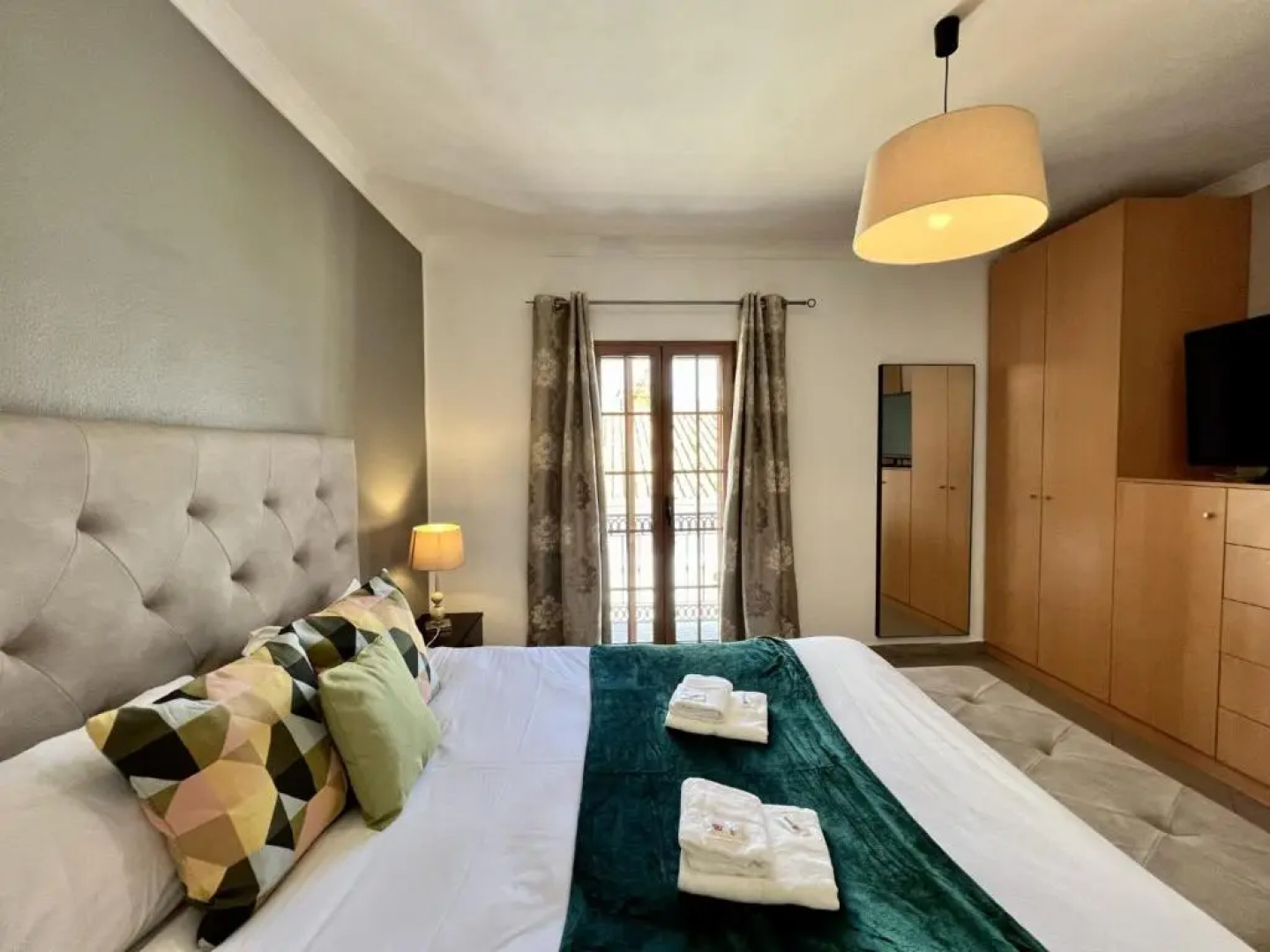 Loulé Central House by Homing