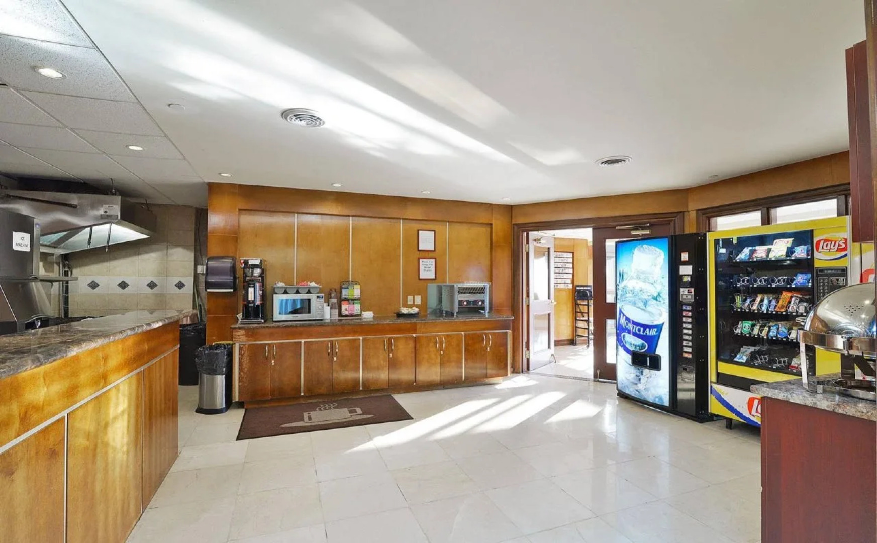 Woodbine Hotel and Suites