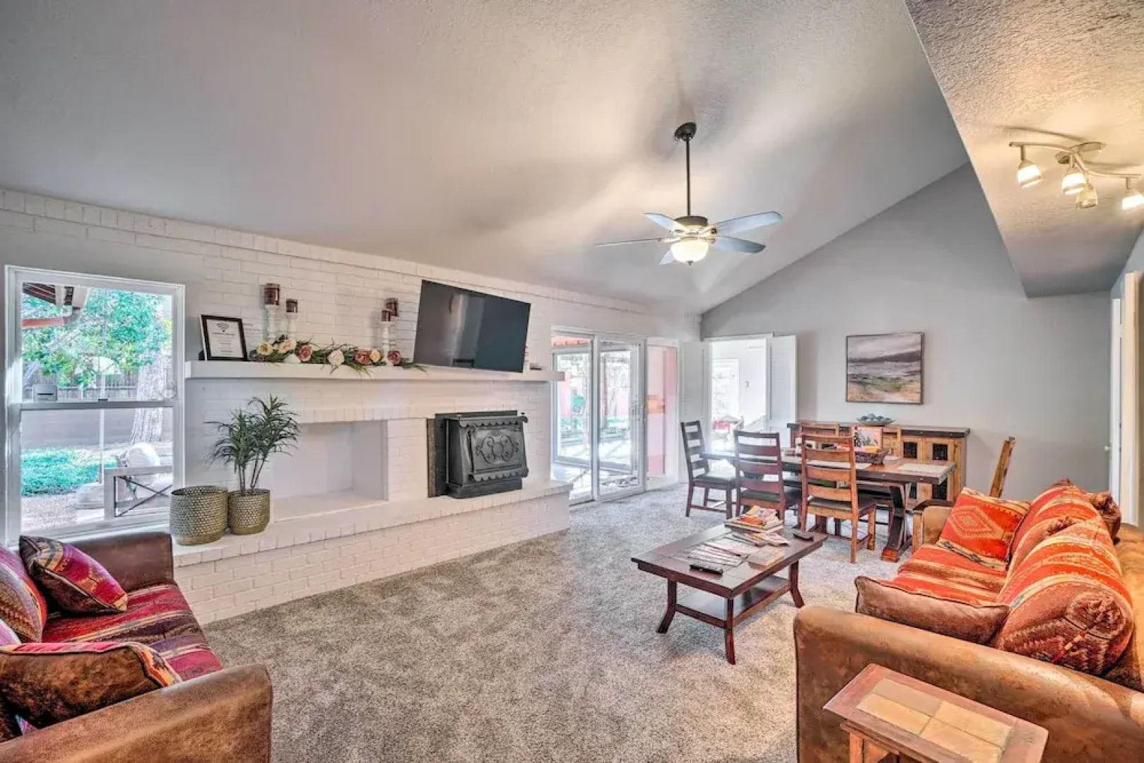 4 Mi to Main Street: Spacious Sedona Home