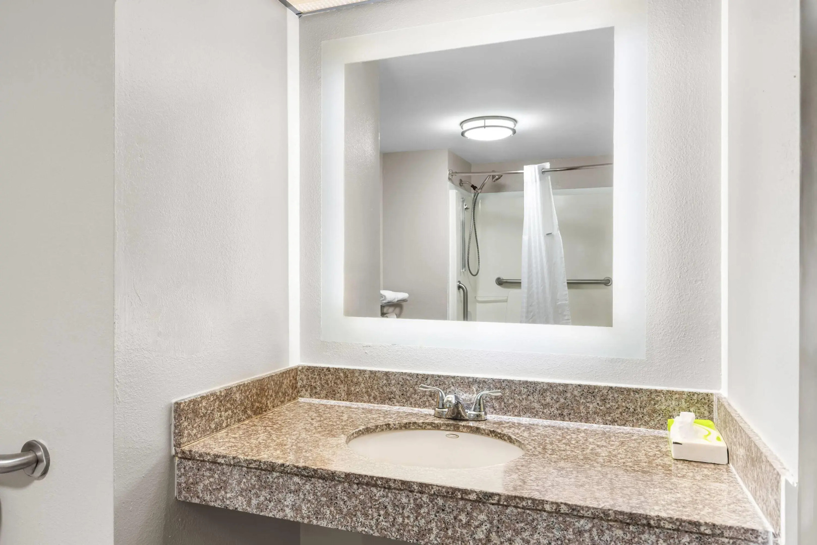 Days Inn by Wyndham Enterprise