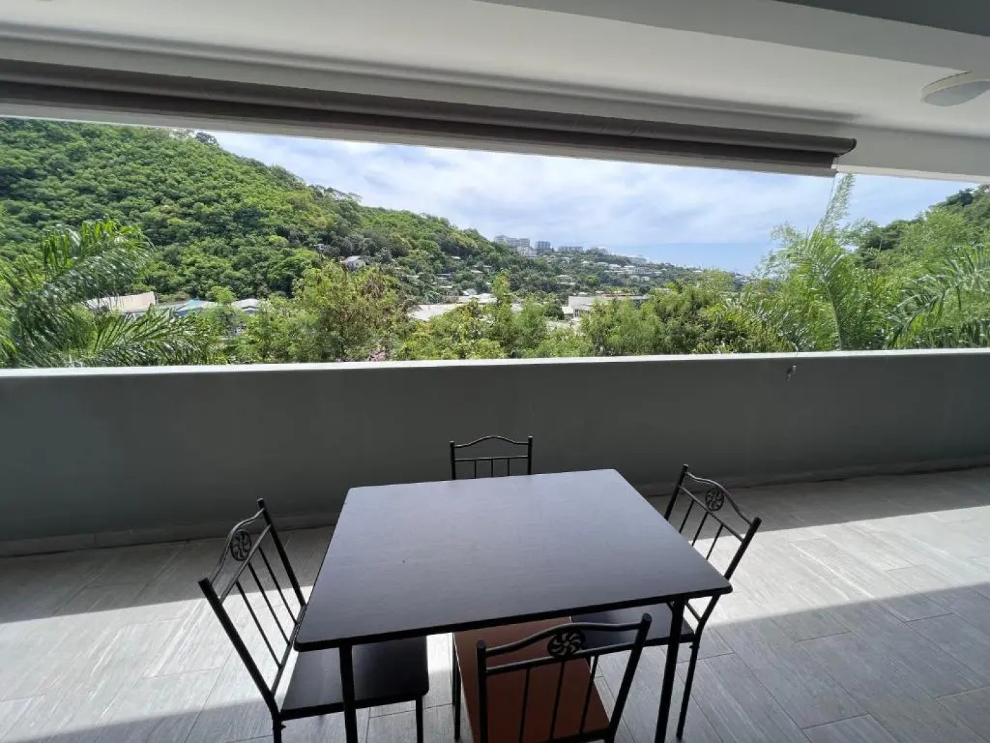 Papeete Guest Uraore