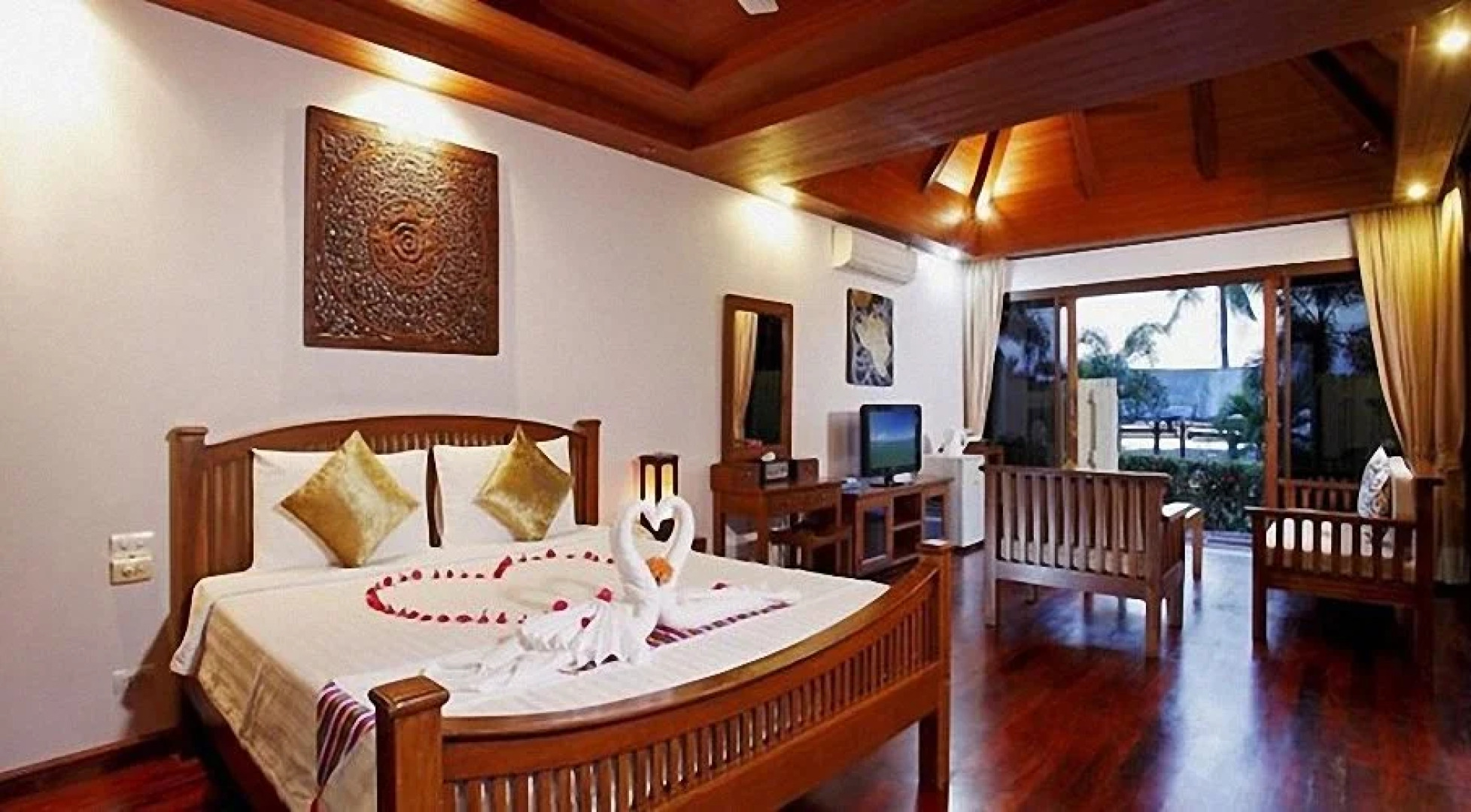 BYG Grand Beach Front & Sea View @ Panwa Beach