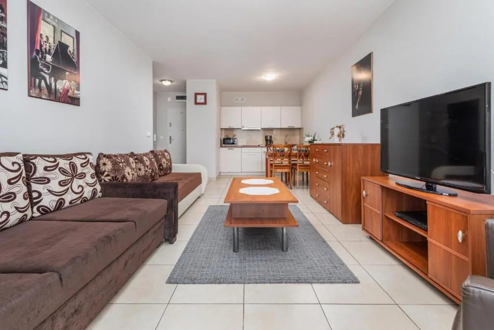 Apartments Aquarius by Renters