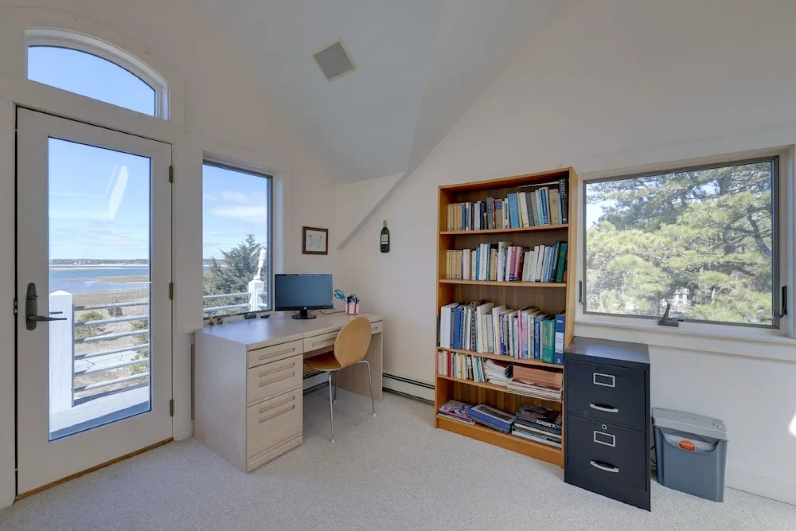 Wellfleet Home w/ Deck, Bay Views & Kayaks