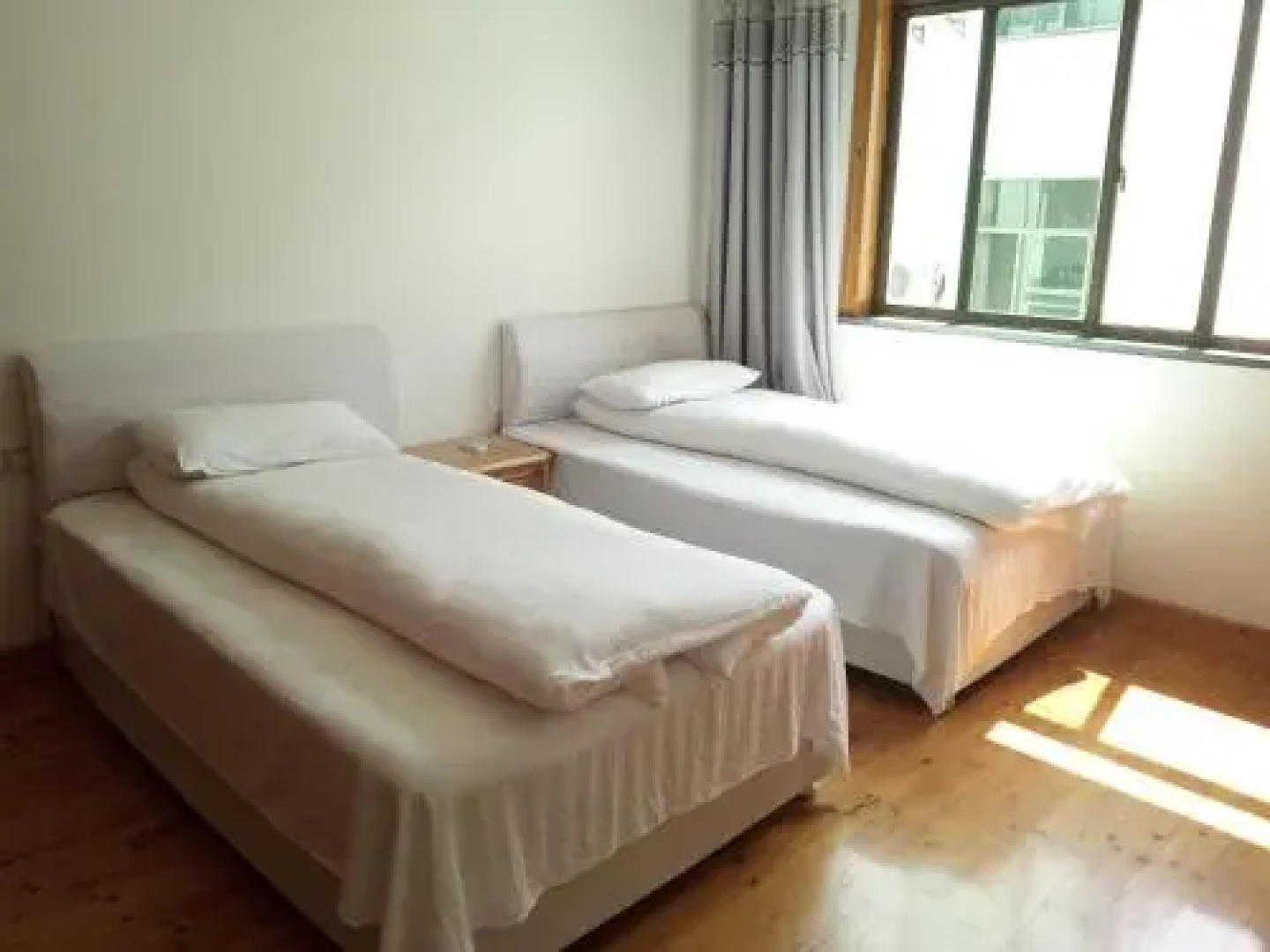Wuyuan Shicheng Lingyan Inn