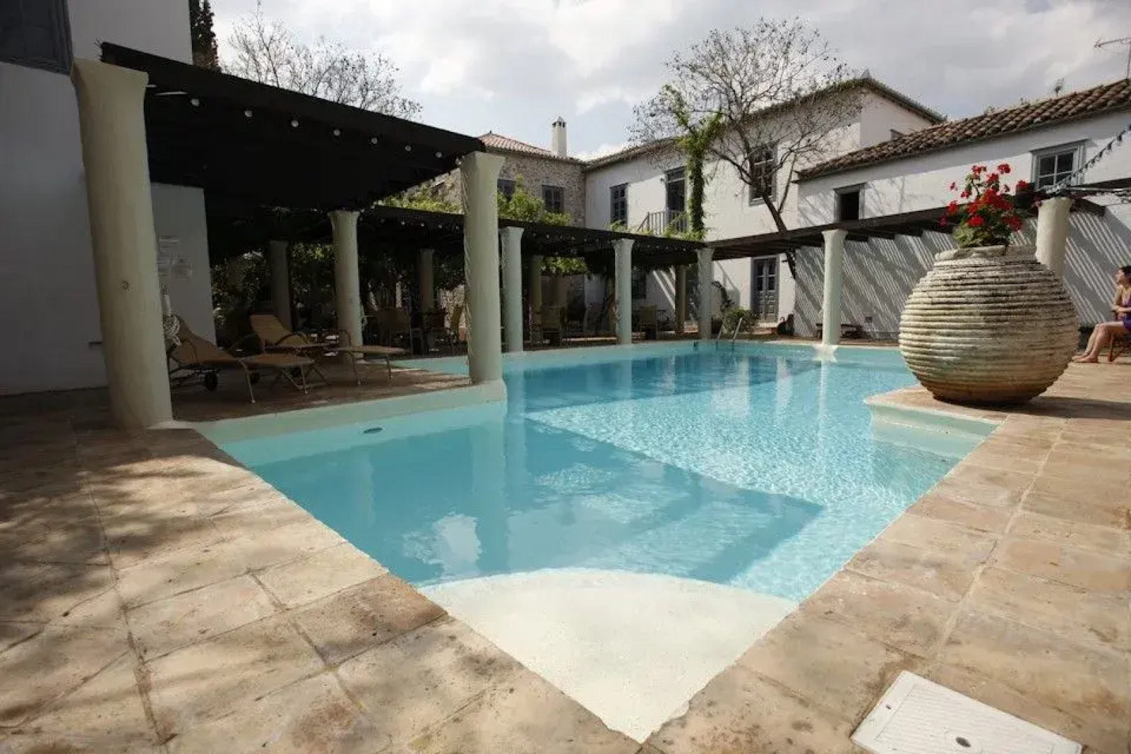 Bratsera Hotel Hydra