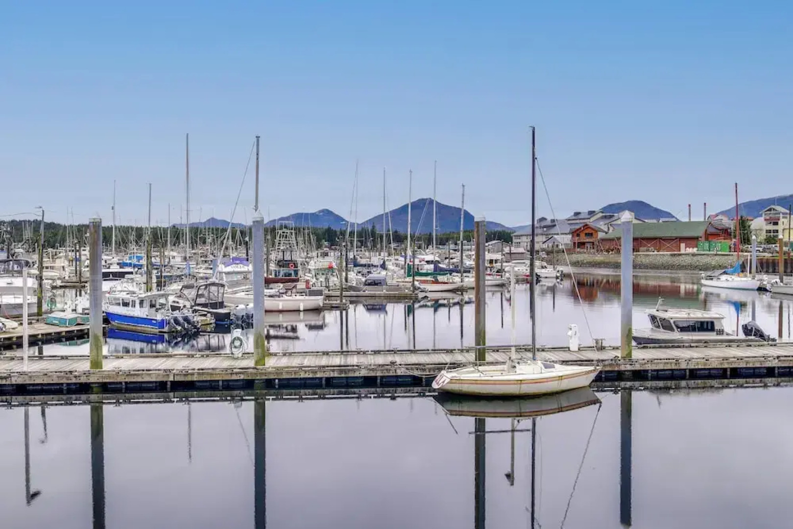 Custom Harborside Loft In the Heart of Ketchikan