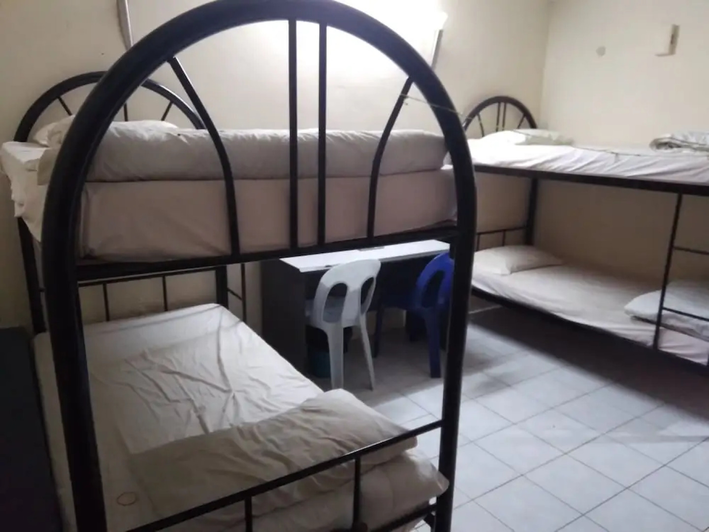 OYO 90376 Centre Point Hotel