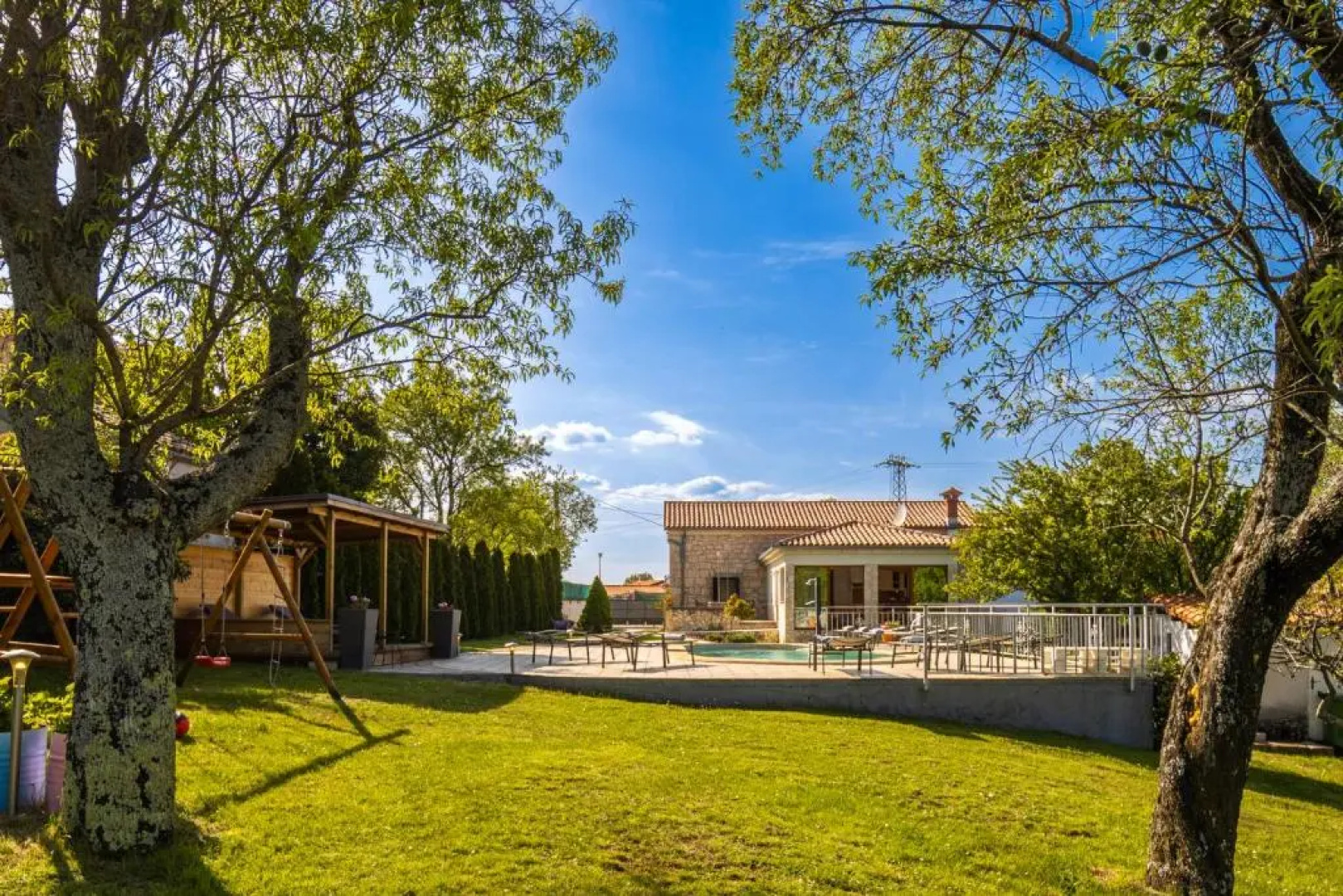 Villa Celeste in Nedešćina (Haus für 8-10 Personen)