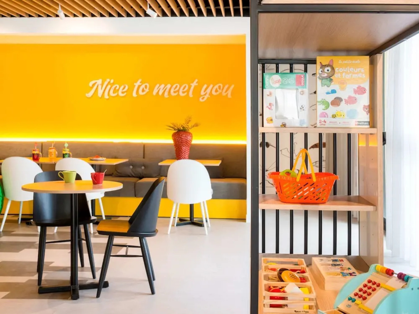 Отель ibis Styles Nice Cap 3000 Airport