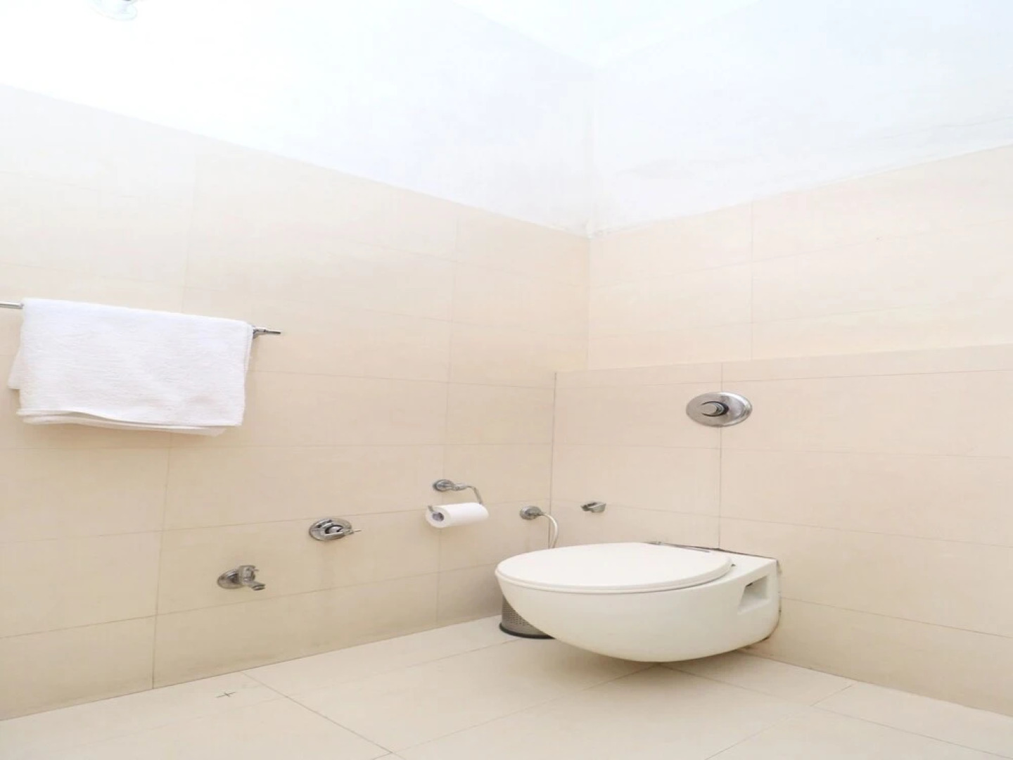 OYO 15728 The Shradha Guest House