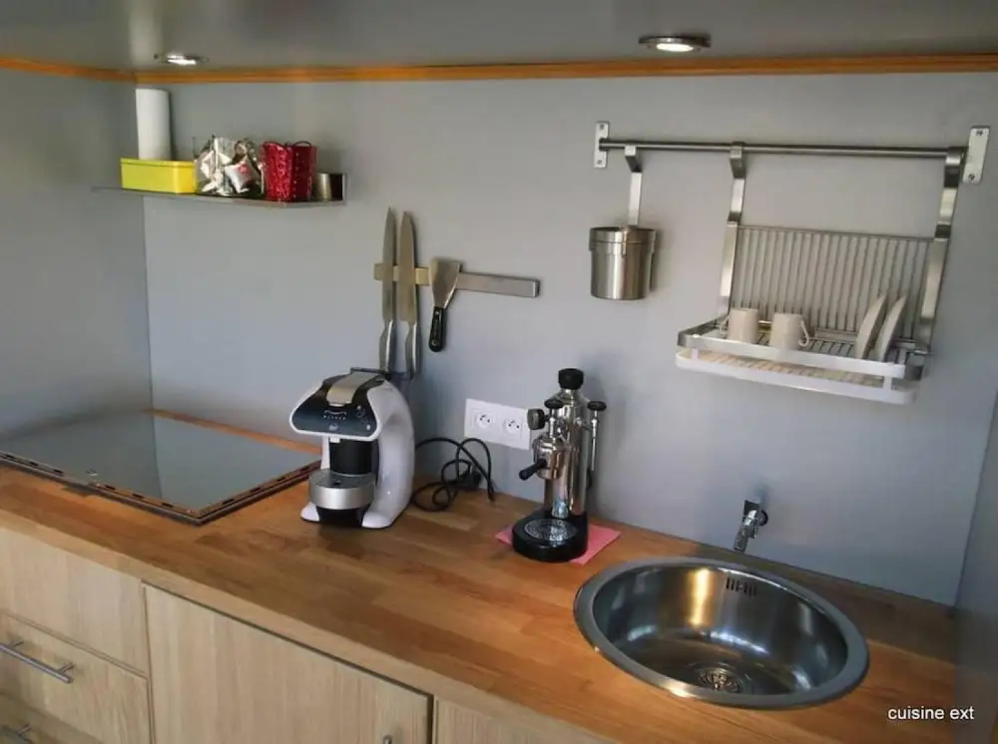 Chalet with 2 Bedrooms in Le Beausset, with Wonderful Mountain View, Private Pool And Enclosed Garden - 8 Km From the Beach