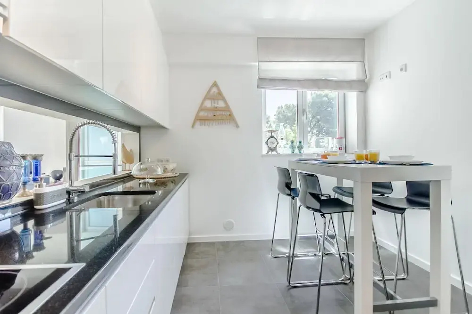 Luxury Beach Experience in Lisbon