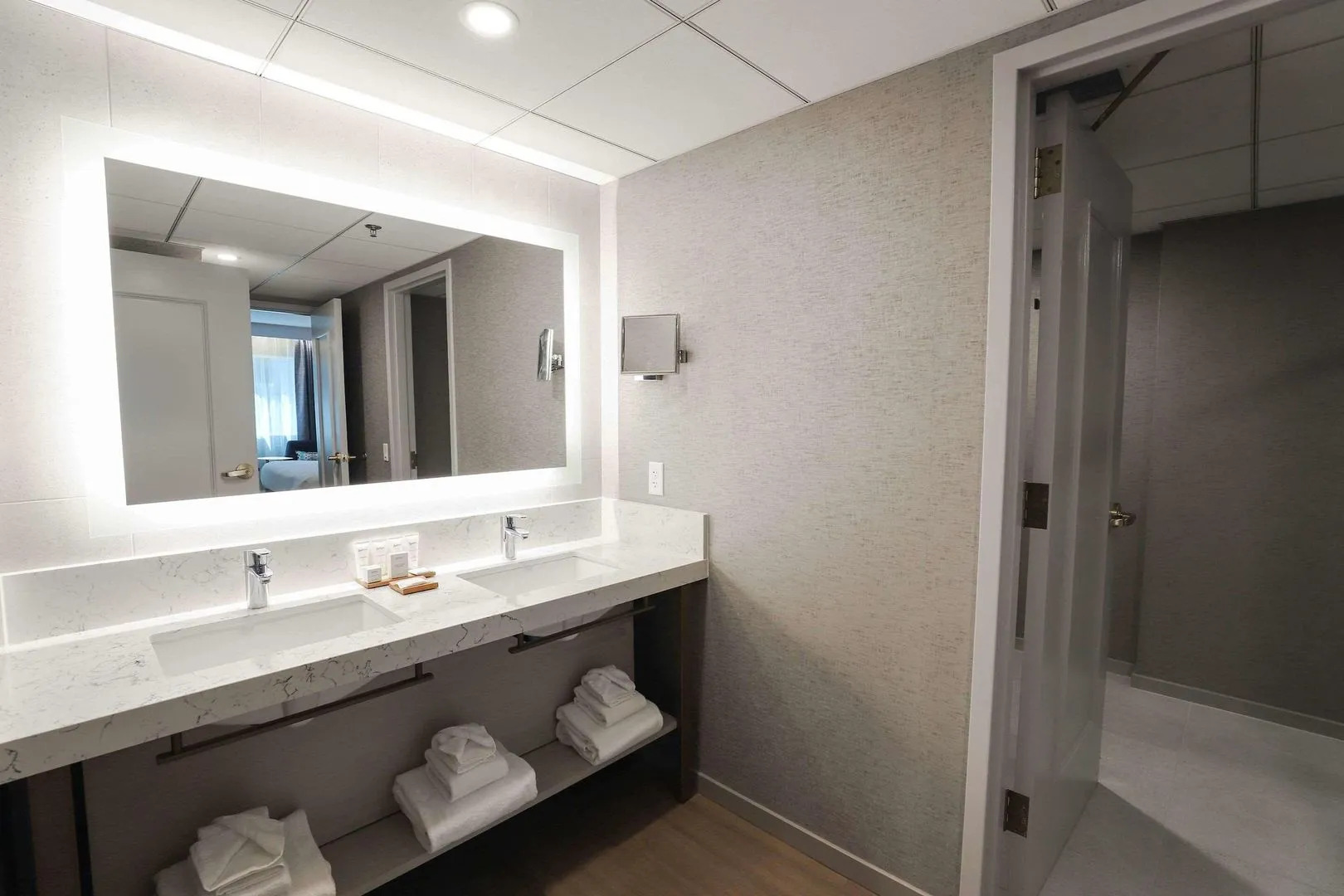 Radisson Plaza Hotel at Kalamazoo Center