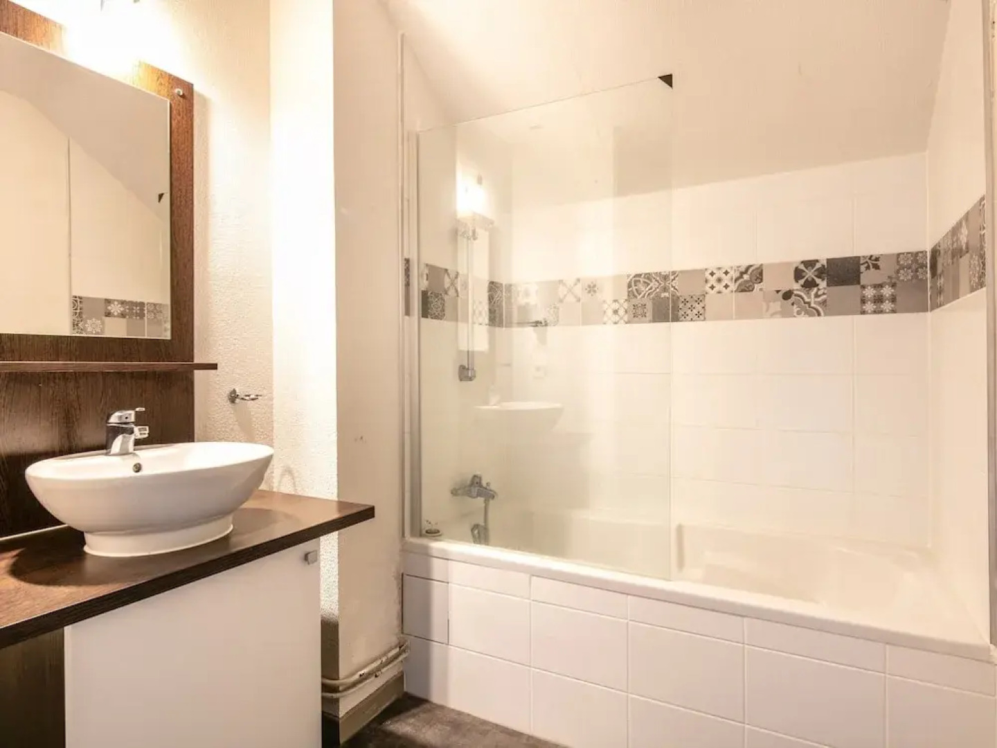 Chalet Retreat Near Slopes