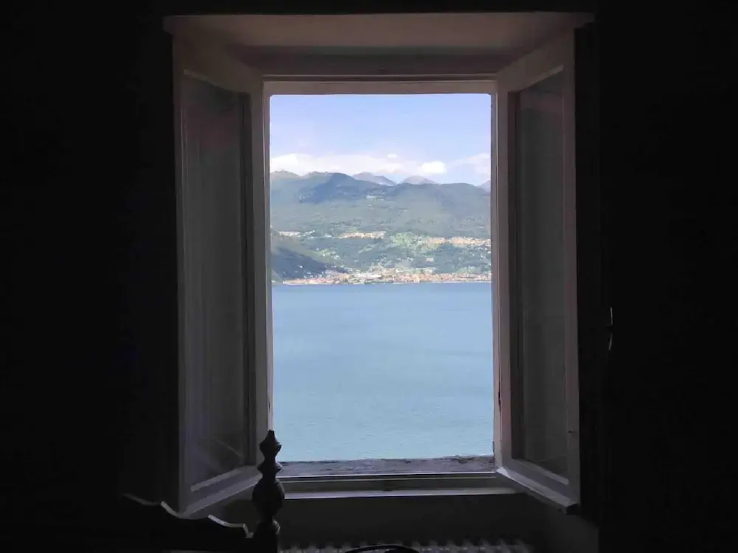 Apartment With 2 Bedrooms In Dorio With Wonderful Lake View And Wifi 20 Km From The Slopes