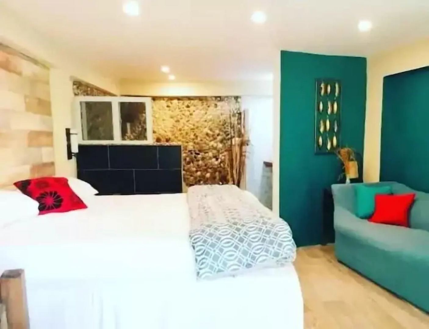 RafJam Bed and Breakfast