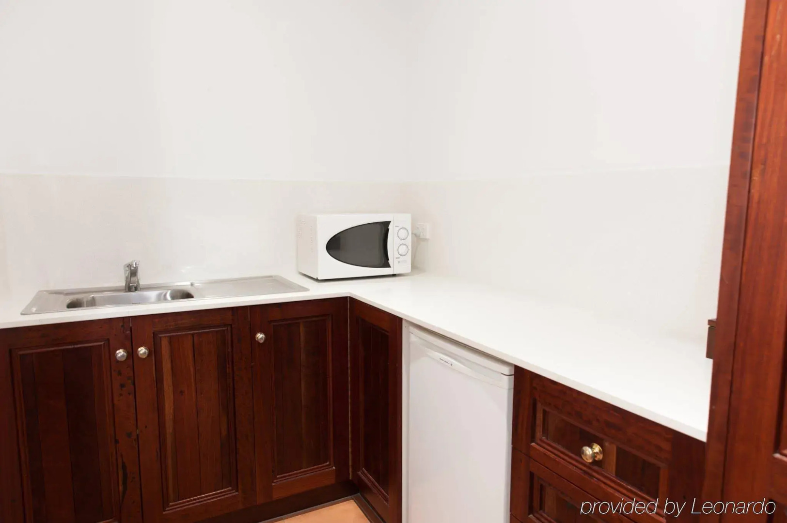 The Georgian Motor Lodge