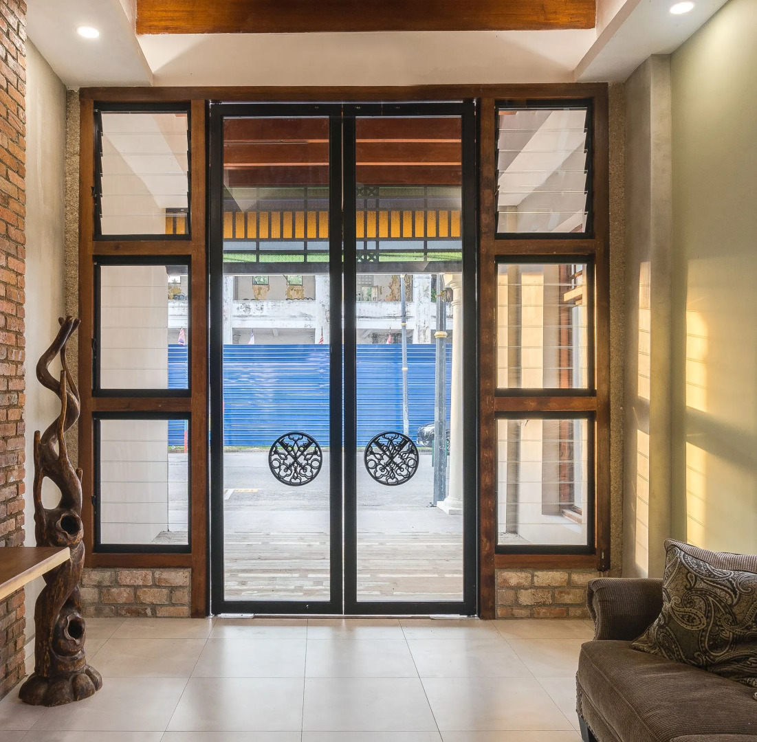 Treasures Hotel and Suites