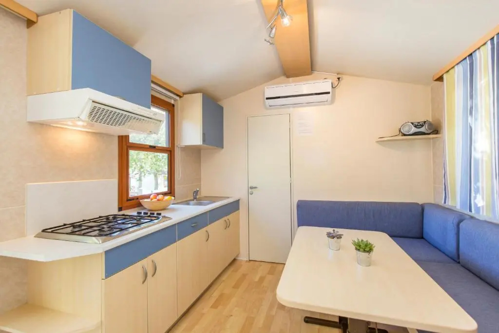 Albatross Mobile Homes on Camping Bijela Uvala